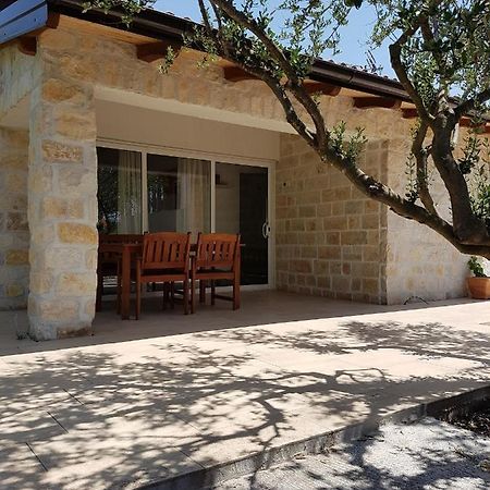 Apartmani Morovi Dvori 드라게 외부 사진